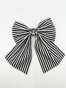 The Poppy Linen Bow