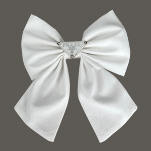 The Poppy Linen Bow